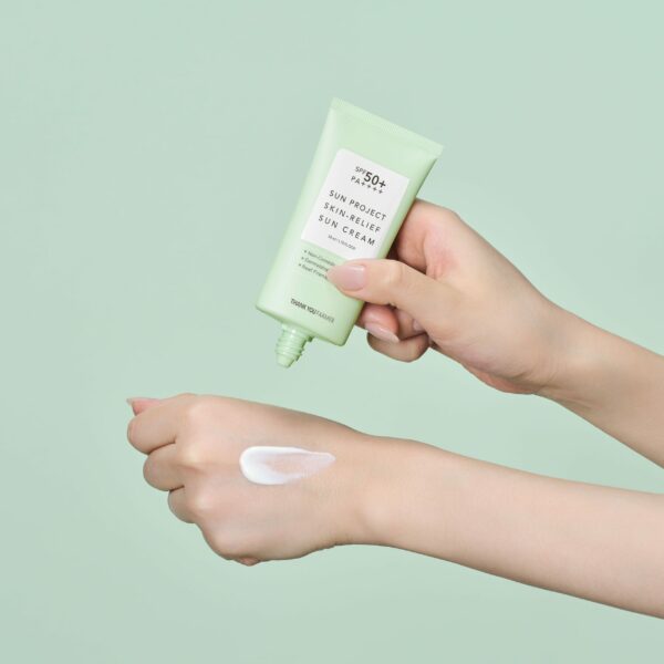 Заспокійливий сонцезахисний крем THANK YOU FARMER Sun Project Skin Relief Sun Cream 50 ml - Зображення 3
