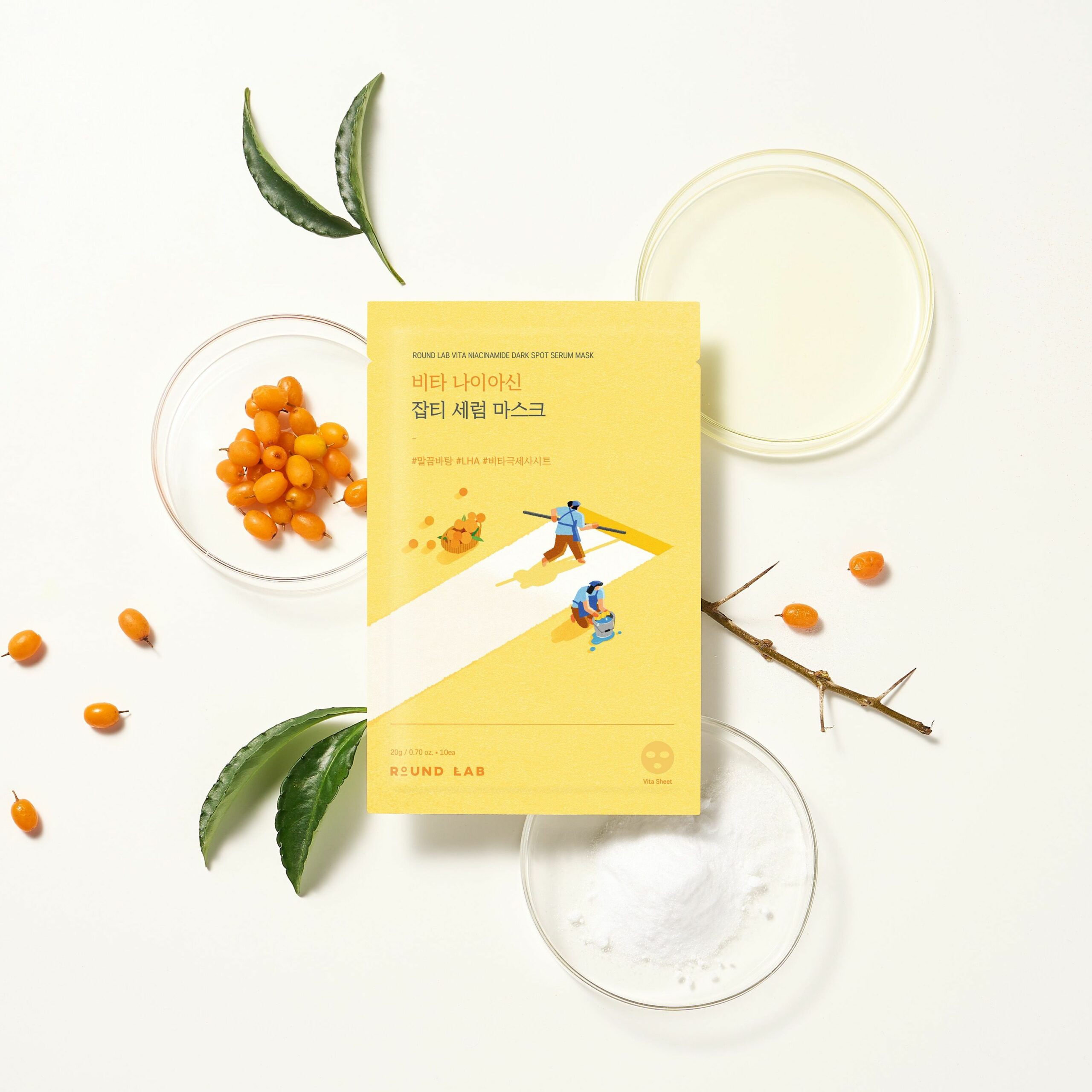 Освітлювальна тканинна маска з вітаміном C та ніацинамідом ROUND LAB Vita Niacinamide Dark Spot Serum Mask 20 ml - Зображення 2